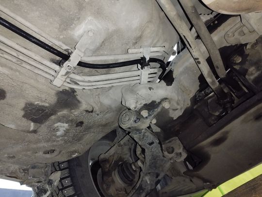 Газовая магистраль Ниссан Альмера