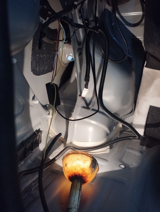 Лючок бензобака КИА Рио